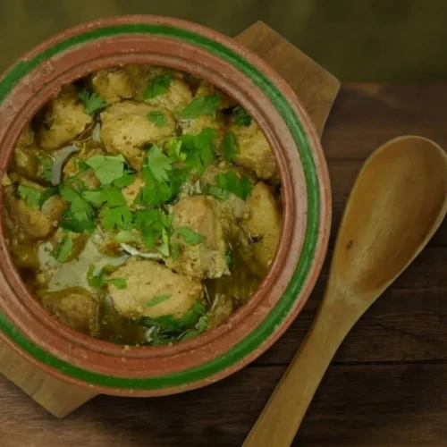 Chicken Green Hand Chicken Green Handi (Boneless)